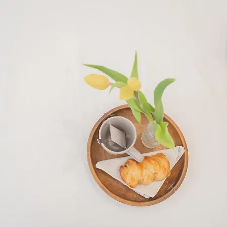 A Step From The Dome By Rent Appartement Como