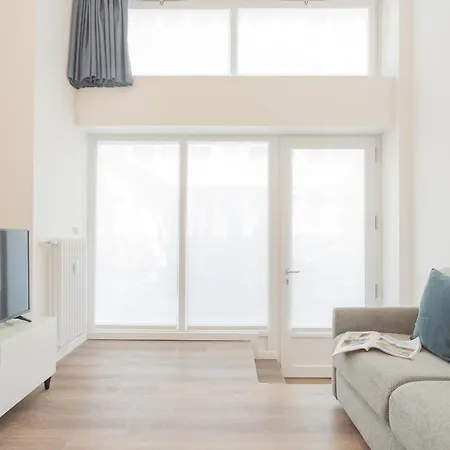 A Step From The Dome By Rent Appartement