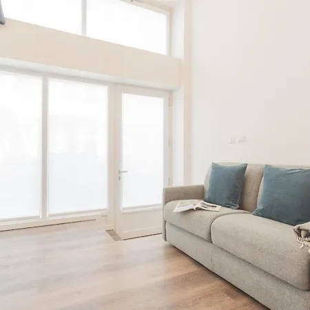 A Step From The Dome By Rent Appartement *