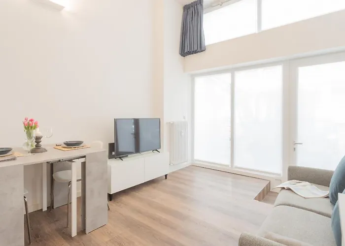 A Step From The Dome By Rent