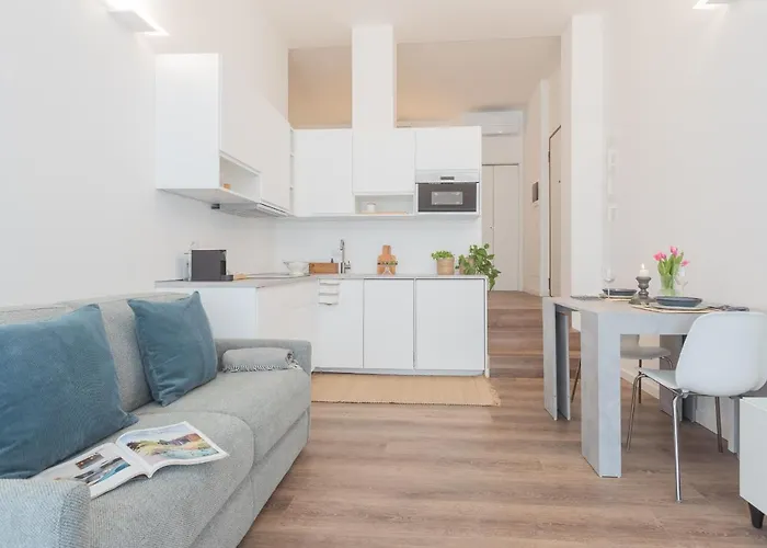 A Step From The Dome By Rent