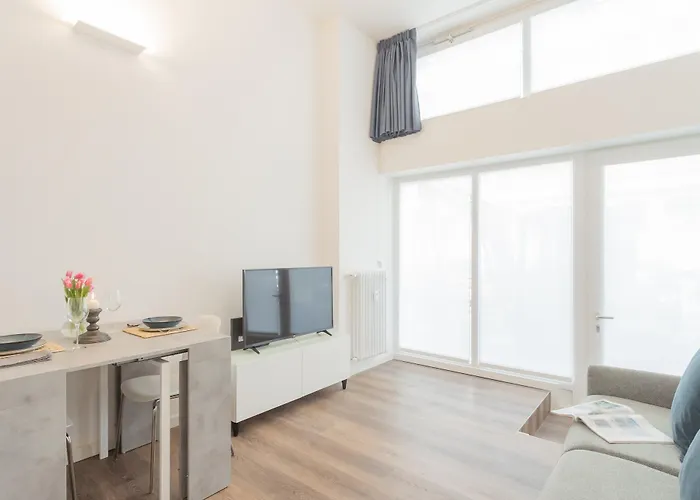 A Step From The Dome By Rent 아파트